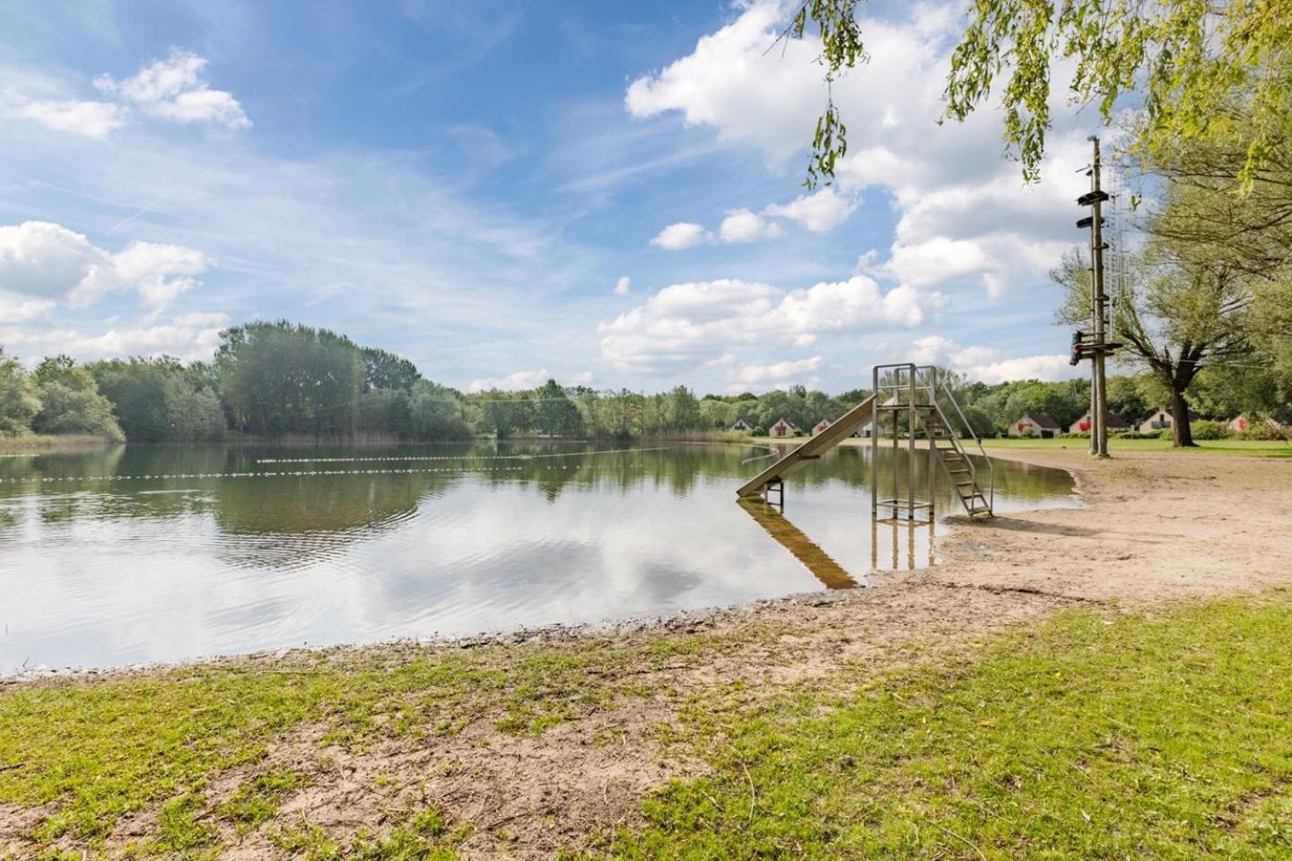 Vakantiehuis Aan Het Water -Incl Laadpaal- Ewijk 外观 照片