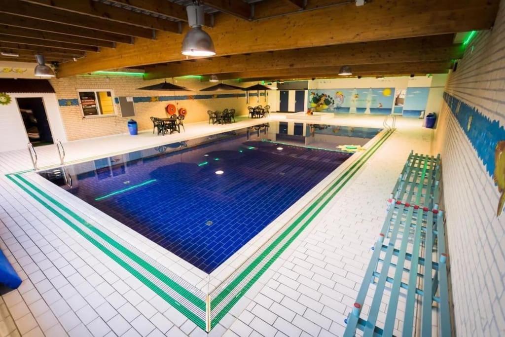 Vakantiehuis Aan Het Water -Incl Laadpaal- Ewijk 外观 照片