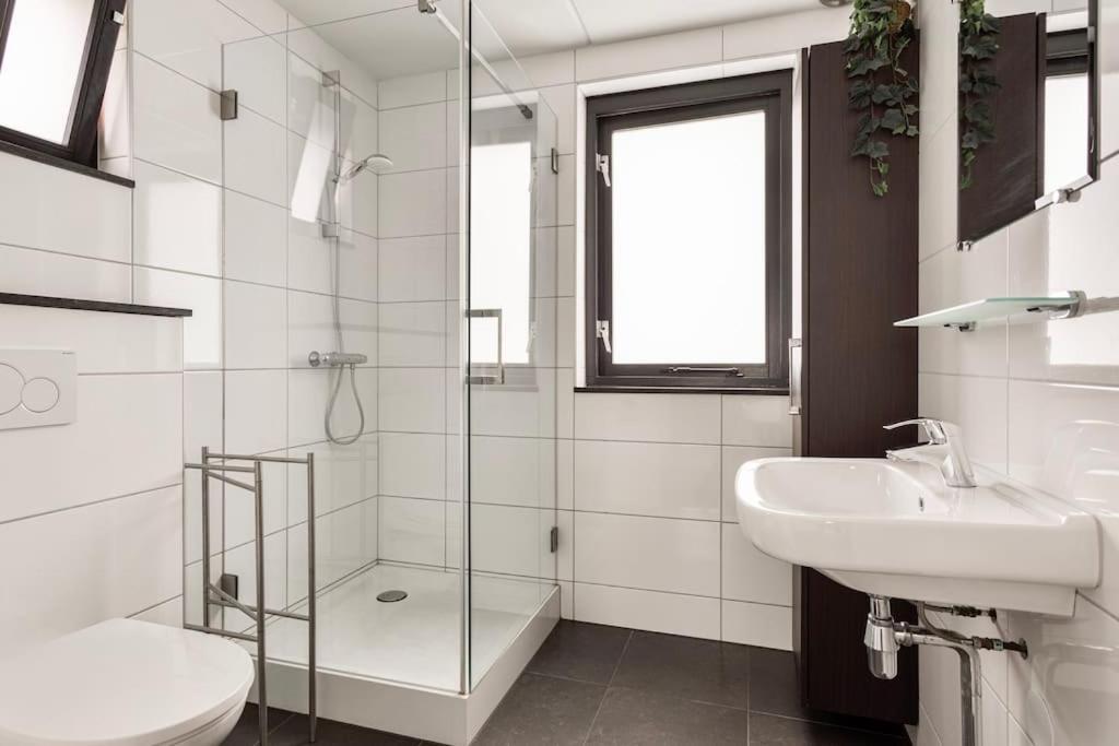 Vakantiehuis Aan Het Water -Incl Laadpaal- Ewijk 外观 照片